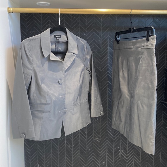 Teenflo vest and skirt coordinates. Blue grey, perfect conditions. - Picture 2 of 9